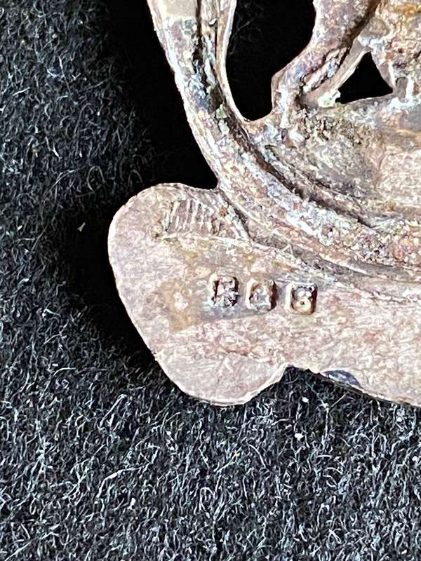 RHODESIA LIGHT INFANTRY STERLING SILVER CAP BADGE (MARKED) NO LUGS-WORN 1961-1970