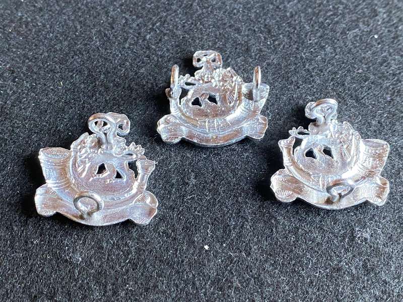 RHODESIA LIGHT INFANTRY ANODISED CAP AND COLLARS-WORN 1972-80-LUGS INTACT