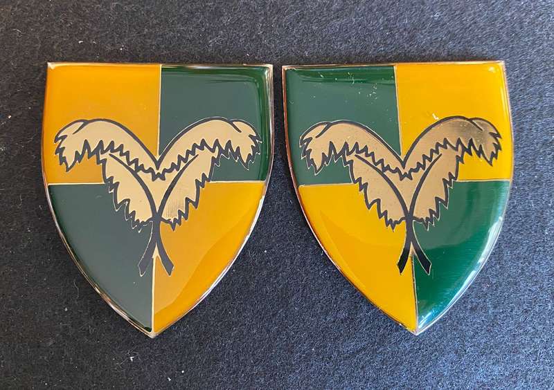 GROUP 4 HQ FLASH PAIR-LARGE FEATHER TYPE- NO PINS