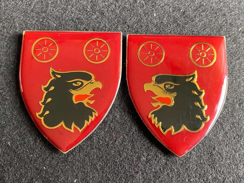 44 PARACHUTE,FIELD WORKSHOP,PAIR OF FLASHES- NO PINS