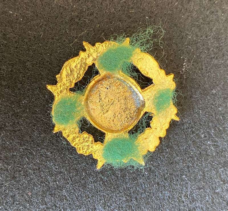 RHODESIAN CORPS OF CHAPLAIN'S CAP BADGE- NO LUGS