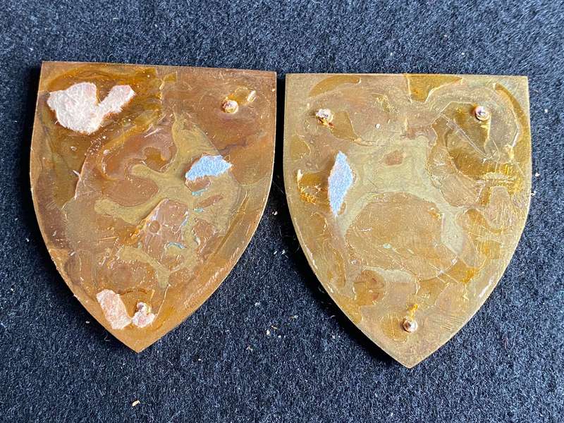 44 PARACHUTE BRIGADE ANTI AIRCRAFT REGT. PAIR OF FLASHES- NO PINS