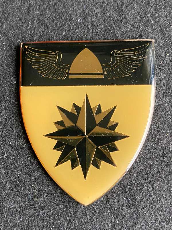 4 RECCE COMMANDO FLASH-REPRODUCTION WITH INCORRECT BLACK BETWEEN THE GOLD LINES- NO PINS-NO F34 IN O
