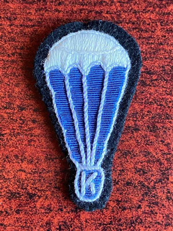 PAKISTANI ARMY PARATROOPER BADGE