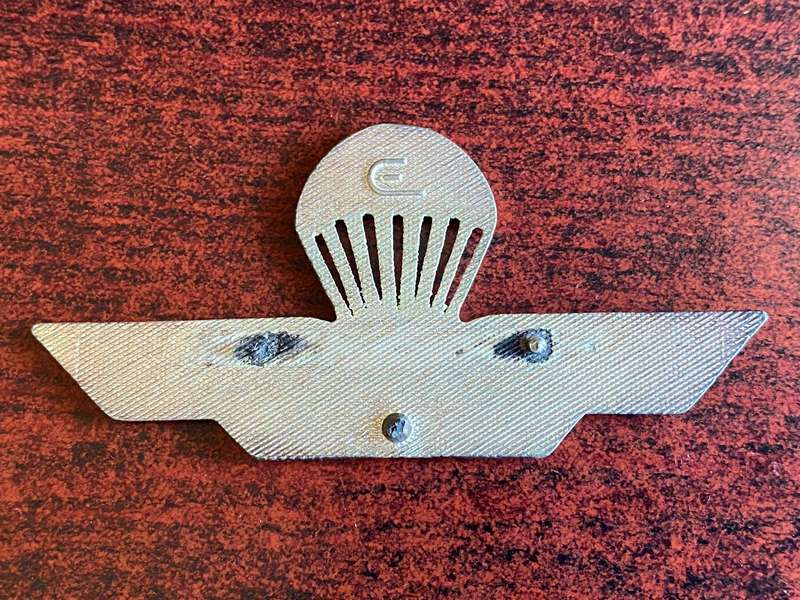 ITALIAN PARA BADGE FOR FORMAL DRESS 1980'S- NO LUGS