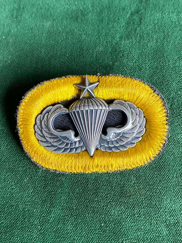 USA SENIOR PARACHUTIST BADGE