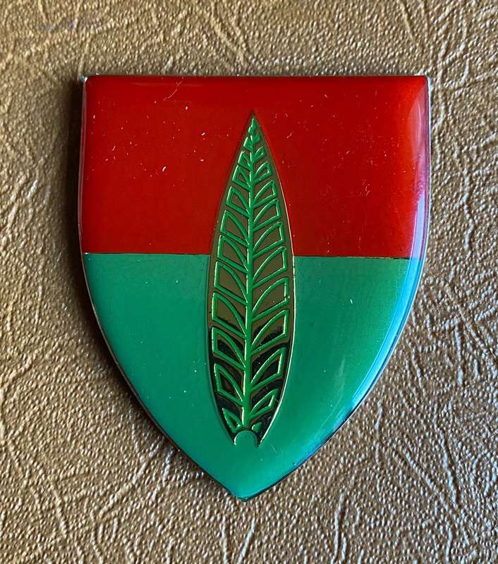 10 ARTILLERY DEFENCE SCHOOL GOLD TYPE FLASH- 2ND TYPE- NO PINS