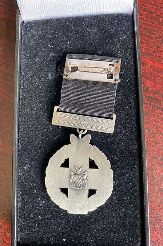 NAMIBIAN POLICE MEDAL OF HONOUR (2003) PRESENTED TO THE NEXT OF KIN OF NPF PERSONNEL WHO ARE KILLED-