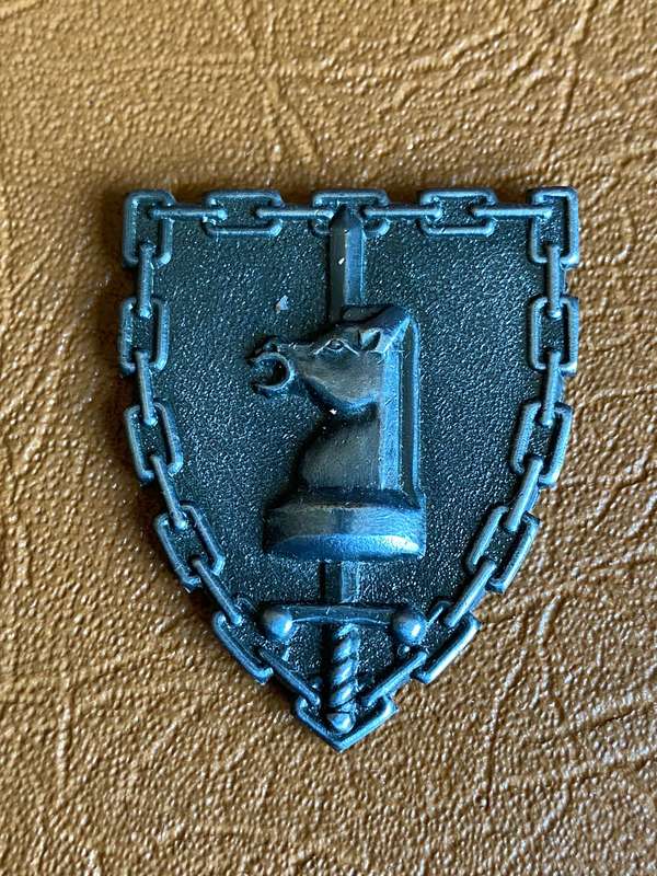 SA ARMY BATTLE SCHOOL POCKET FLASH- NO PINS-METAL