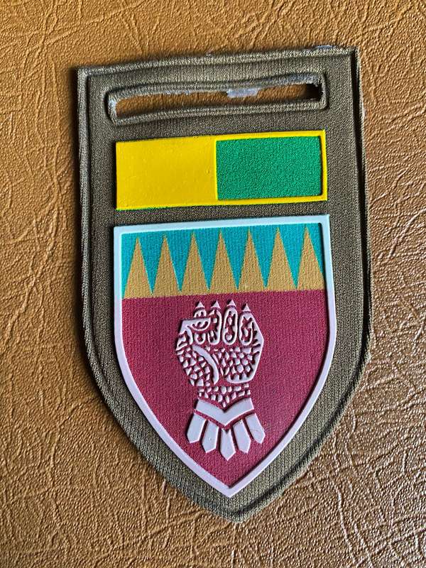 7 LIGHT ANTI-AIRCRAFT REGT. WITH 7 DIVISION COMMAND BAR-TUPPER FLASH-SILICONE CAN BE CLEANED FROM TH