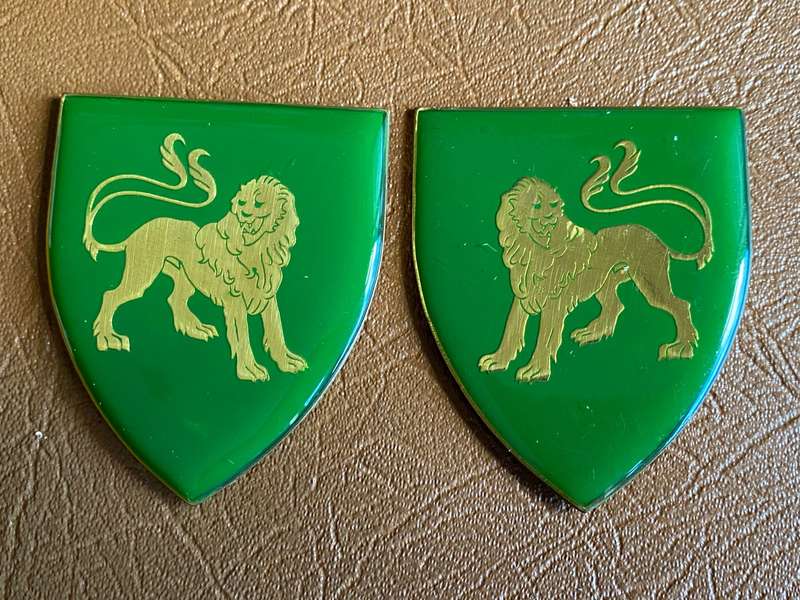 HILLCREST COMMANDO FLASH PAIR- NO PINS