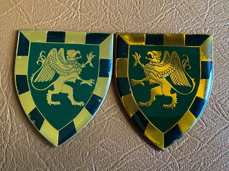 3 SA INFANTRY GOLD TYPE FLASH PAIR- NO PINS