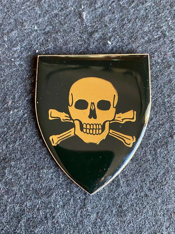 DUNDEE AND DISTRICT FLASH- NO PINS
