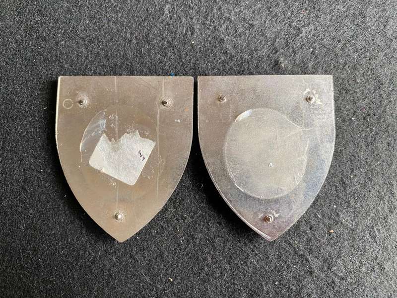 SA SCHOOL OF ARMOUR-GOLD TYPE,FLASH PAIR- NO PINS
