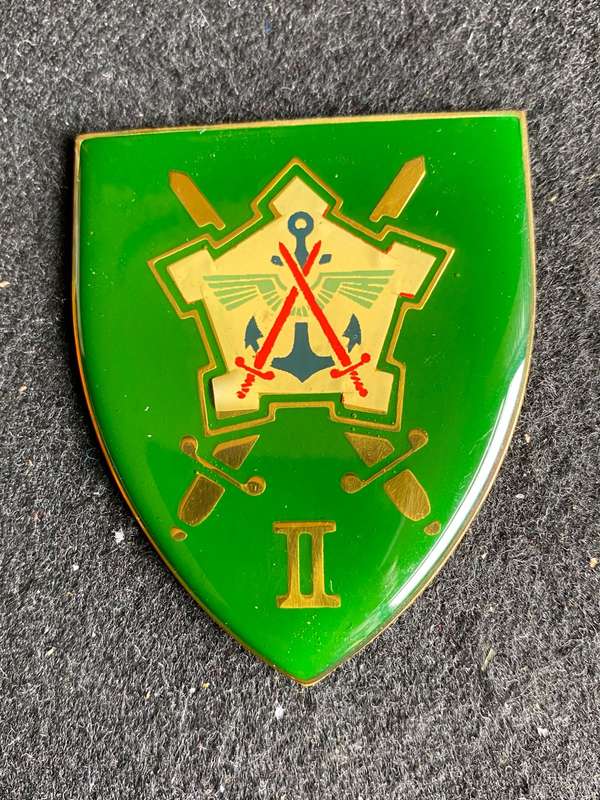 CHIEF OF STAFF INTELLIGENCE-WHITE CENTRE TYPE-OWEN NO F 481- NO PINS