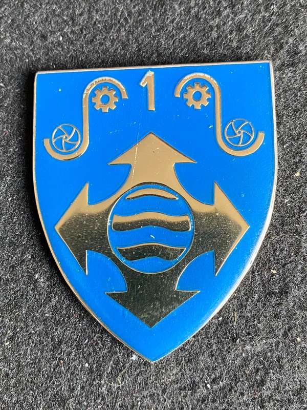 1 MILITARY PRINTING AND FILM UNIT FLASH-NO PINS- OWEN NO F 468