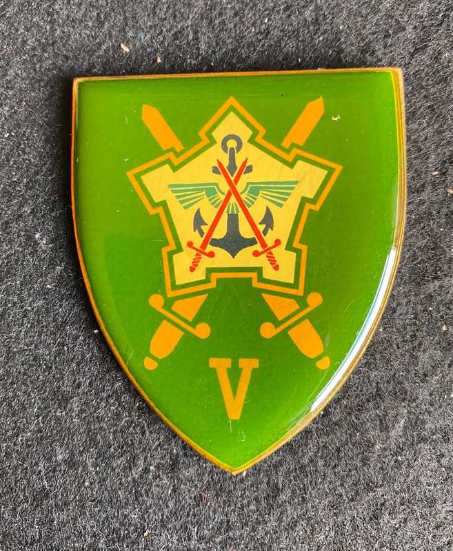 CHIEF OF STAFF FINANCE-YELLOW TYPE FLASH- NO PINS- OWEN NO F 490