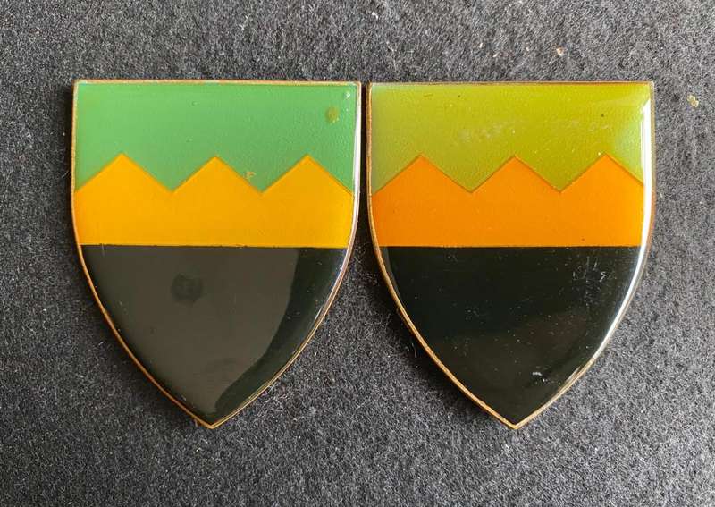 DRAKENSBERG COMMANDO-GREEN BLUE AND BLUE TYPE FLASH PAIR- NO PINS