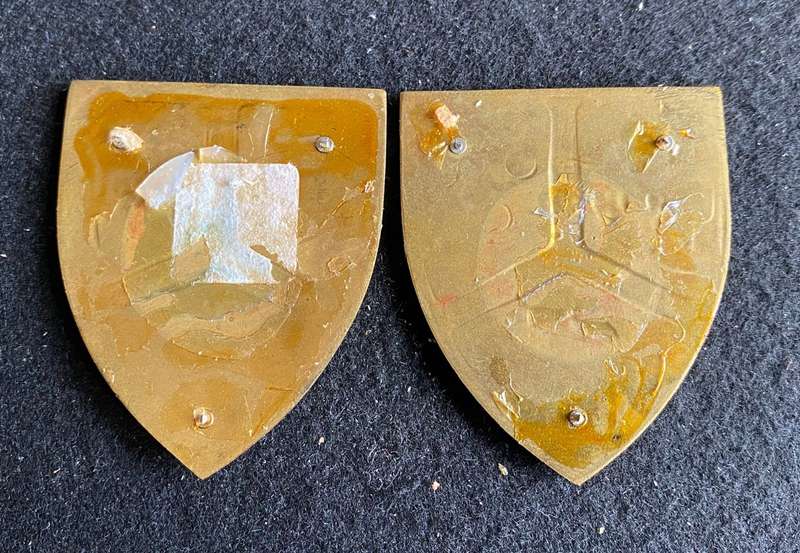 UNIVERSITY OF PRETORIA MILITARY UNIT FLASH PAIR- NO PINS