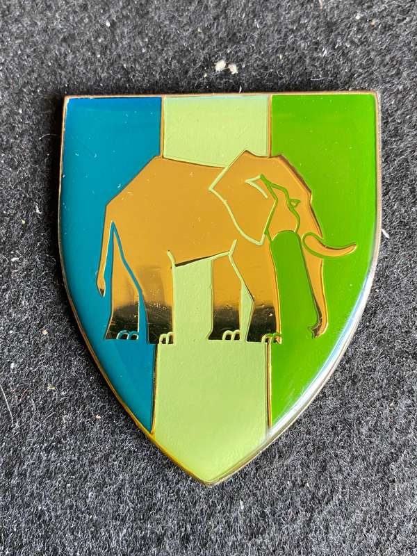 EP SIGNAL UNIT-SILVER ELEPHANT DARK BLUE ON THE WRONG SIDE-ERROR TYPE- NO PINS-OWEN NO F 724