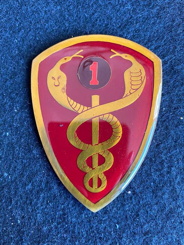 1 MILITARY HOSPITAL FLASH- SMALL ONE TYPE- NO PINS