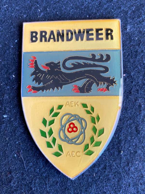 AFRICAN EXPLOSIVE & CHEMICAL INDUSTRIES FIRE BRIGADE(IN AFRIKAANS) NO F 1040 IN OWEN- NO PINS