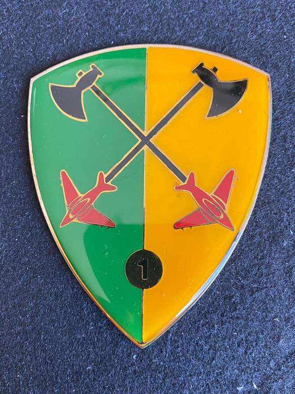 BOTSWANA 1 AIR DEFENCE UNIT LARGE FLASH-OWEN NO F1050- NO PINS