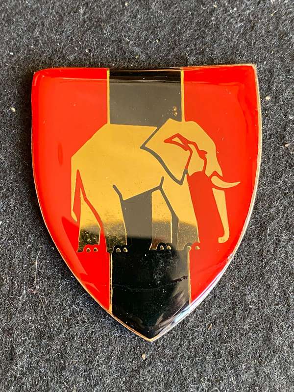 EP COMMAND-PRO UNIT-LONG ELEPHANT TUSK AND RED IN EAR TYPE- NO PINS-OWEN NO F 372