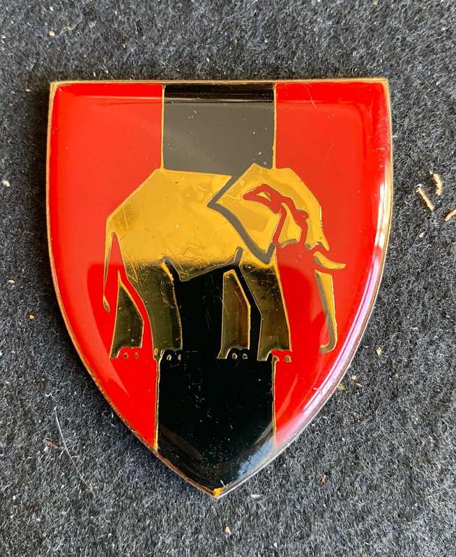 EP COMMAND,PRO UNIT-SHORT ELEPHANT TUSK AND RED IN EAR TYPE- NO PINS-OWEN NO F 371