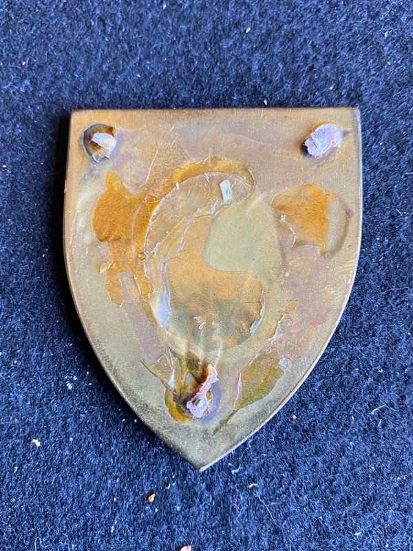 S. CAPE COMMAND-GOLD TYPE DARK BLUE-3RD ISSUE FLASH- NO PINS-OWEN NO F 267