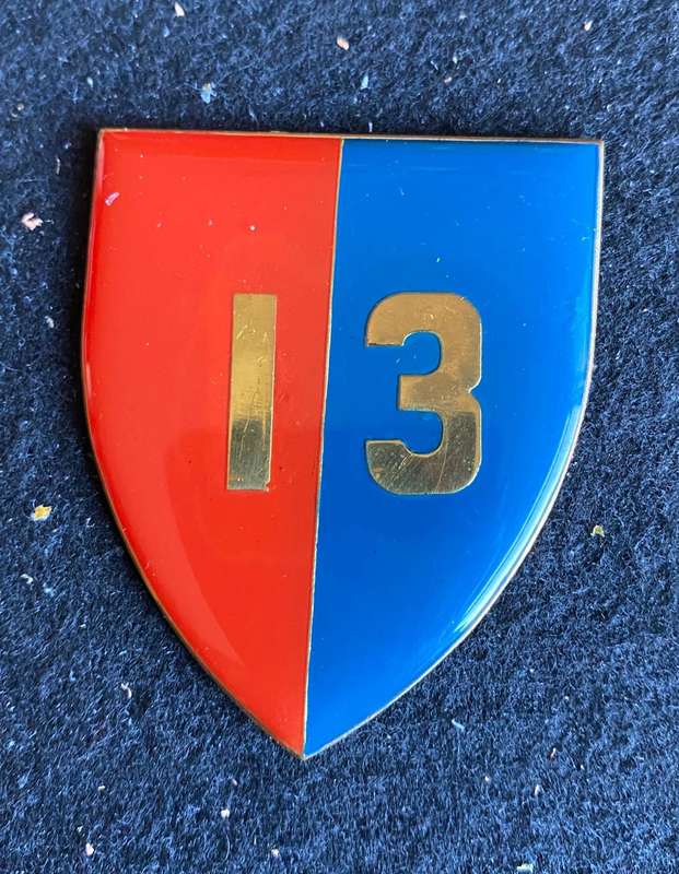 13 FIELD WORKSHOP FLASH- NO PINS