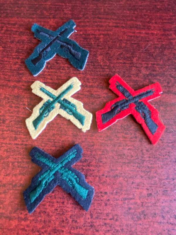 BRITISH BEST SHOT IN EACH COMPANY,PROFICIENCY BADGE- LATER PATTERN AFTER 1980- 4 SOLD TOGETHER
