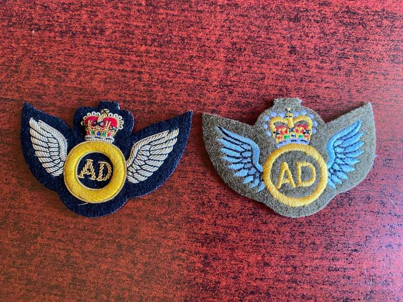 BRITISH- AIR DESPATCHER (ROYAL ARMY SERVICE CORPS ONLY)PROFICIENCY BADGES
