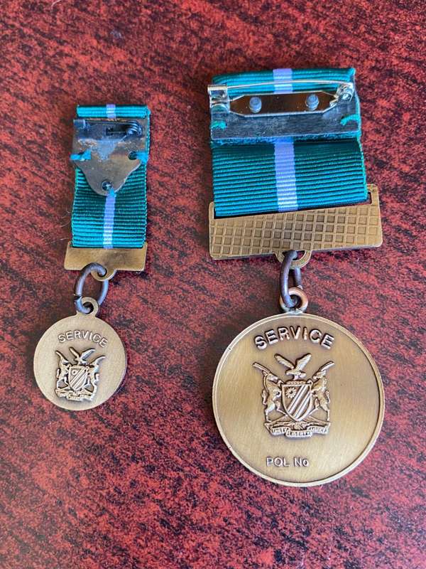 NAMIBIAN POLICE BRONZE MEDAL FOR 10 YEAR SERVICE-FULL SIZE AND MINIATURE