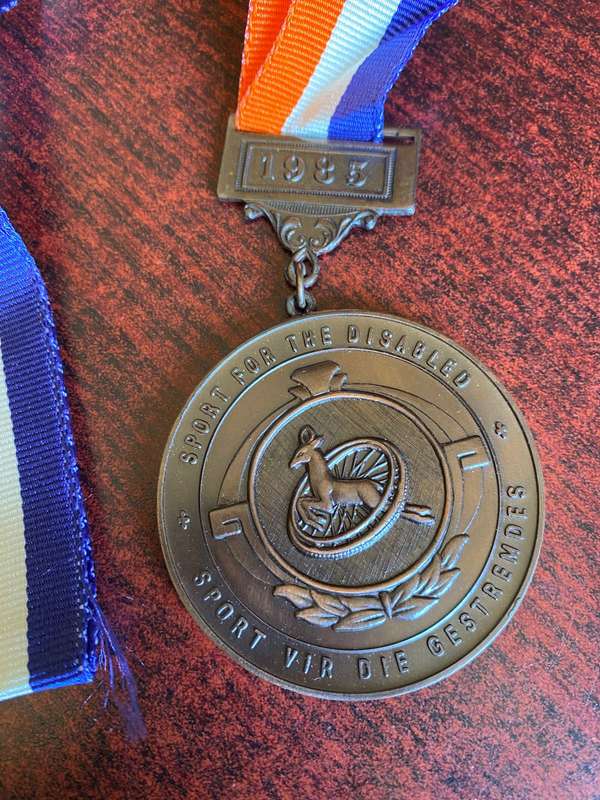 SADF SPORT MEDALLION-LARGE-MEASURES 60 MM