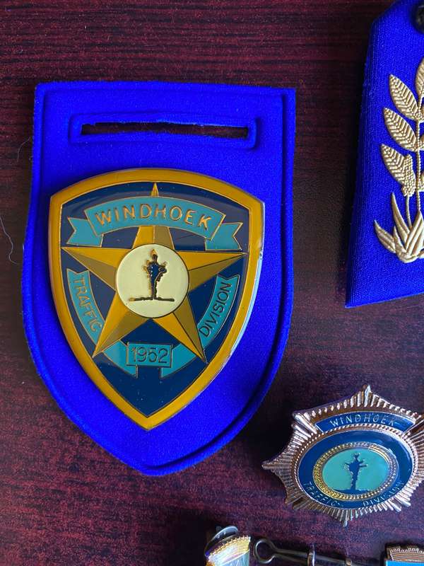 SWA/WINDHOEK TRAFFIC POLICE ,BADGES FLASHES,RANKS AND BUTTONS