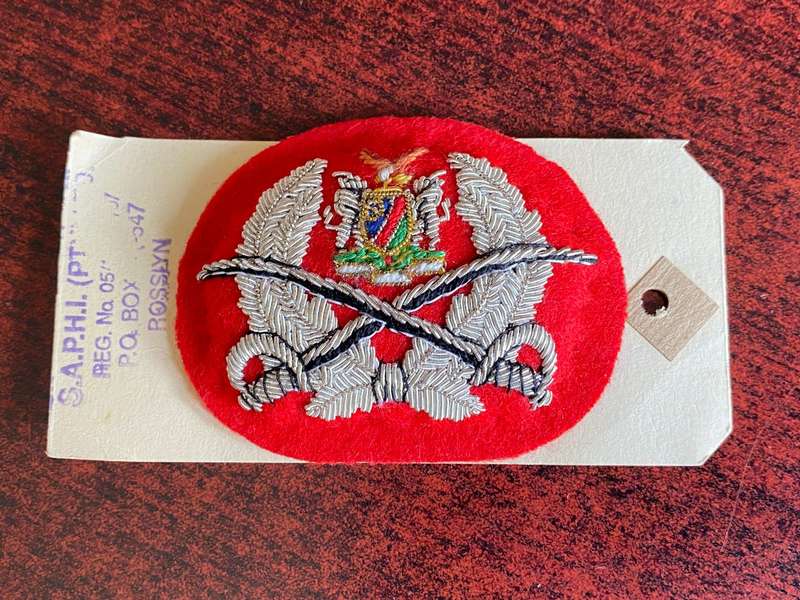 NAMIBIA DEFENCE FORCE COLONELS CAP BADGE