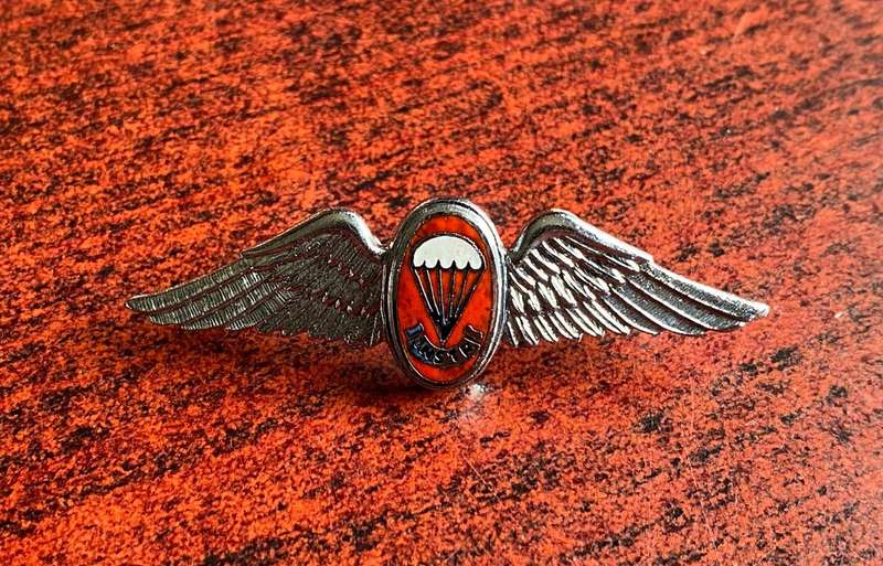 SADF PARACHUTE WING-FREE FALL INSTRUCTOR, MESS DRESS - 2 PINS