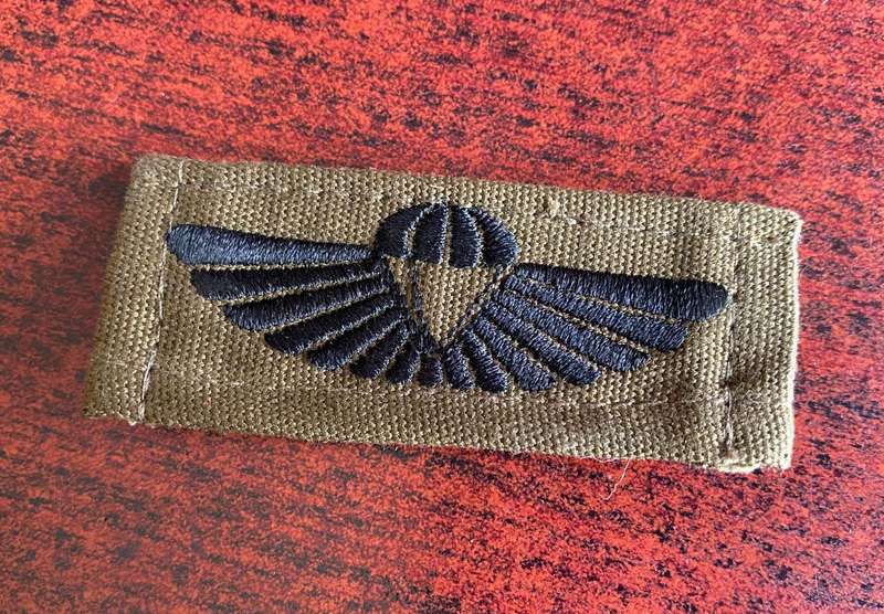 AIR SUPPLY INSTRUCTOR-BREAST BADGE- FIELD DRESS