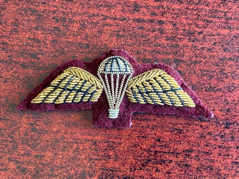 BRITISH ROYAL CORPS OF SIGNALS- PARA WING