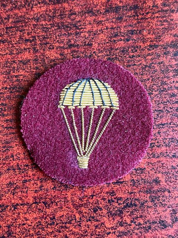 BRITISH-WOMANS ROYAL ARMY CORPS-PARA PATCH