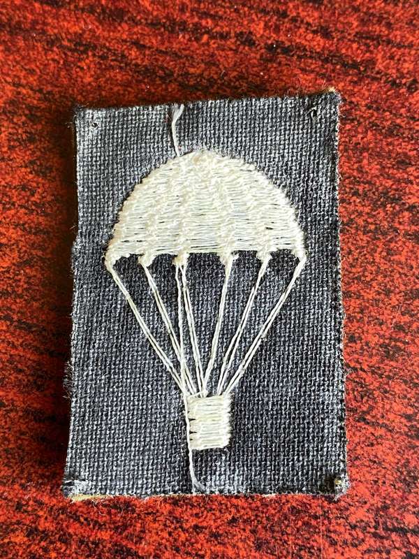 BRITISH ARMY NO 2 DRESS PARACHUTE PATCH