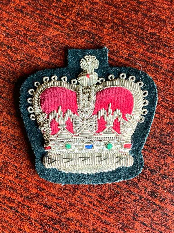 BRITISH ARMY WO CLASS 2 RANK BADGE FOR LIGHT INFANTRY