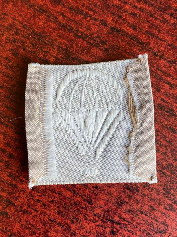 BRITISH -ROYAL AIR FORCE PARACHUTE PATCH