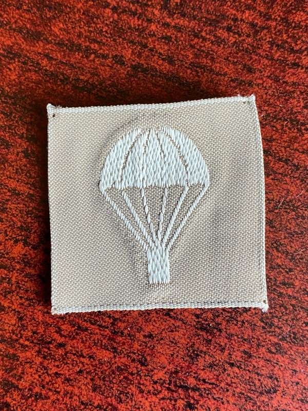 BRITISH -ROYAL AIR FORCE PARACHUTE PATCH