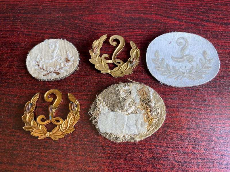 BRITISH GUNLAYER (ROYAL ARTILLERY) PROFICIENCY BADGES- 5 IN TOTAL-WORN FROM 1892-THESE ARE MOSTLY WW