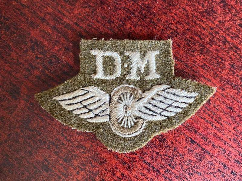 BRITISH DRIVER MECHANIC PROFICIENCY BADGE-WORN IN FRANCE 1960