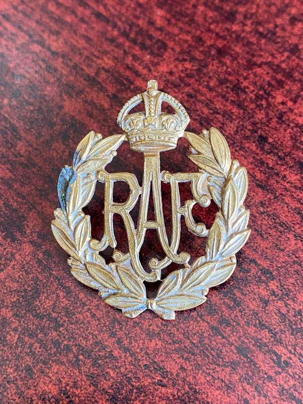 ROYAL AIR FORCE CAP BADGE- 2 LUGS