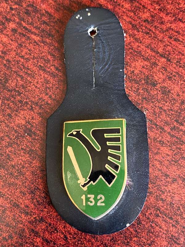 GERMAN BUNDESWEHR ARMED IRISH INF. BN. NO 132 FOB BADGE