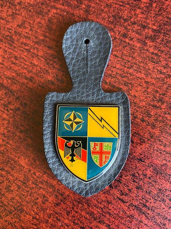 GERMAN BUNDESWEHR (FEDERAL DEFENCE FORCE) FOB BADGE